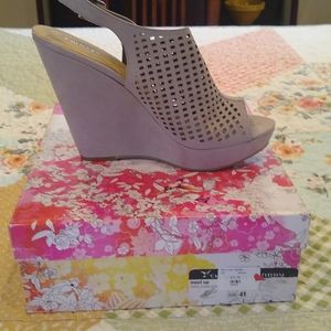 Brand new micro suede Gray shoes new in the box size 10